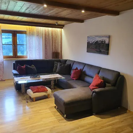 Pacher Apartment *