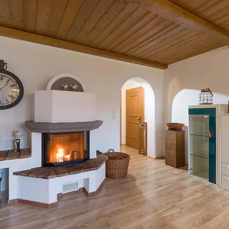 Pacher Apartment *